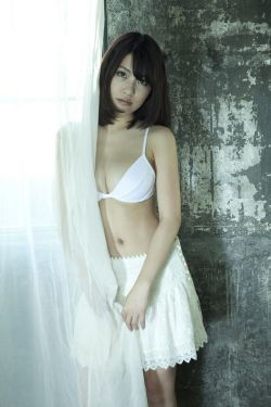 冲田杏梨英文